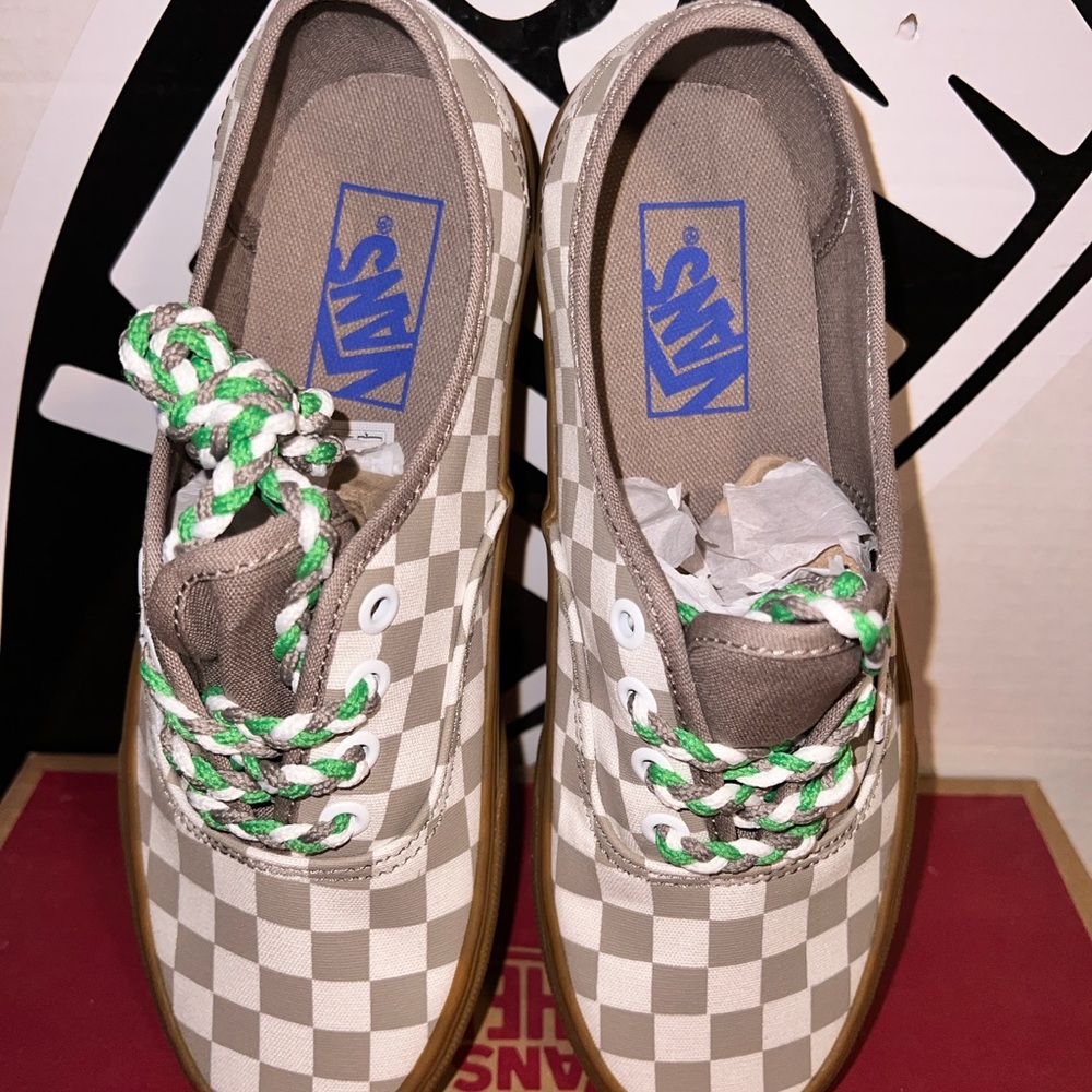 Vans Authentic Checkers Multiple Sizes - Picture 5 of 12